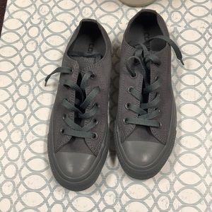 All gray converse. Men’s 4, women’s 6